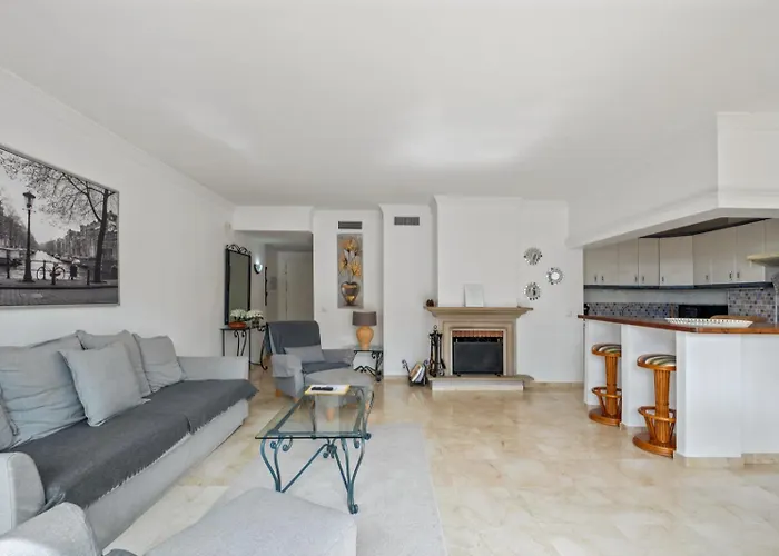 Apartament Spacieux A
